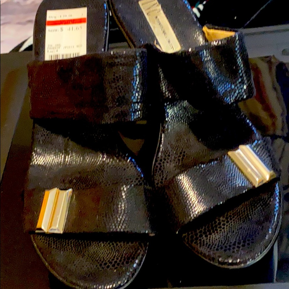 Black slide wedge, never used